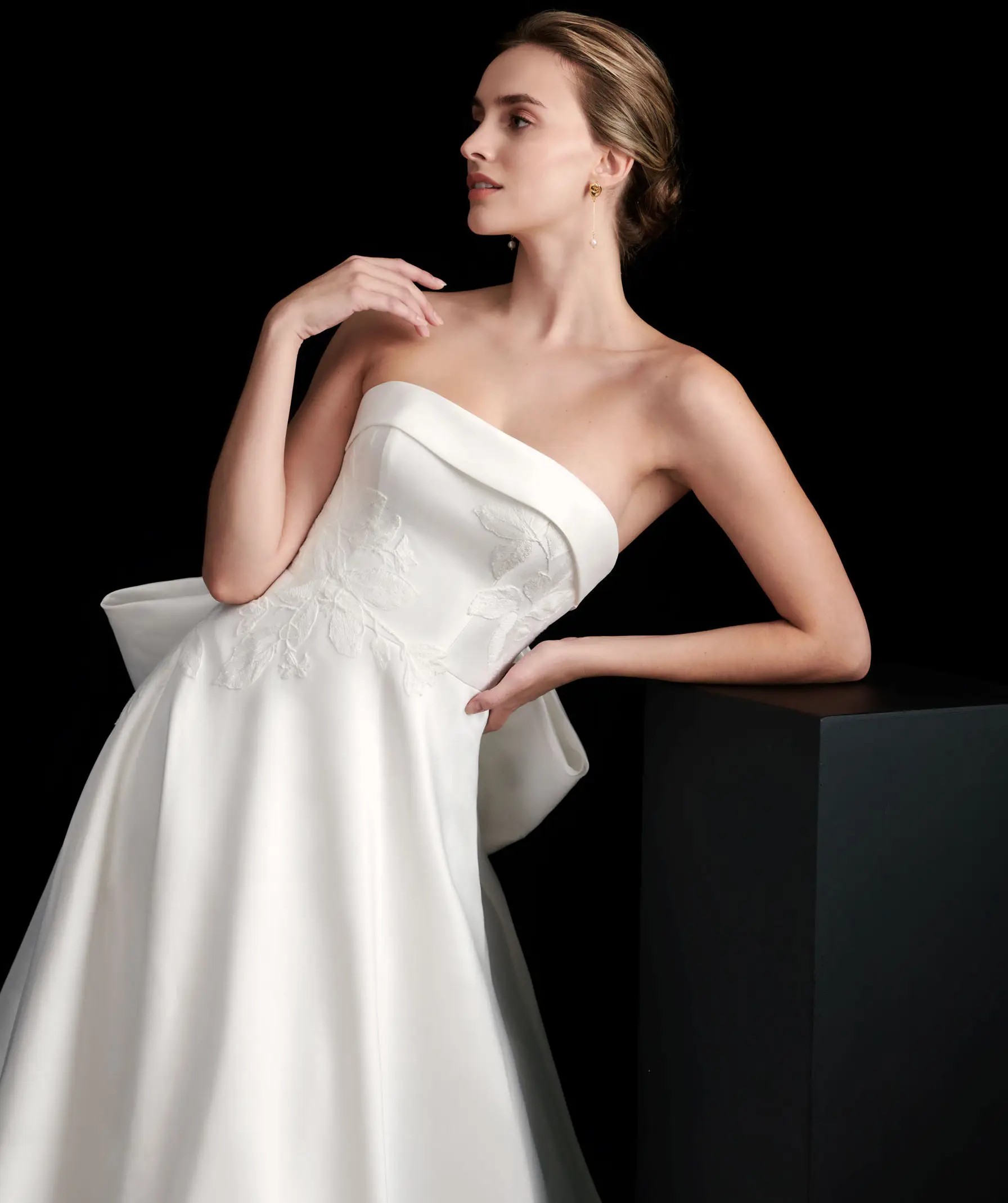 Kelly Faetanini Reign Collection Trunk Show
