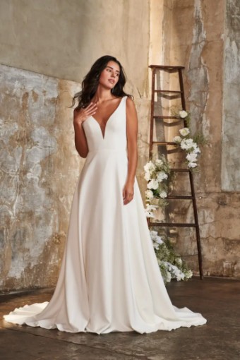Liv By Kelly Faetanini Dever #0 default Ivory thumbnail