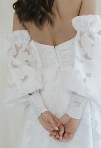 Blue Willow by Anne Barge Pemberley Sleeves #3 Silk White thumbnail