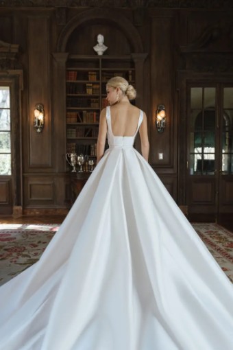 Blue Willow by Anne Barge Turner Ballgown #1 Pearl thumbnail