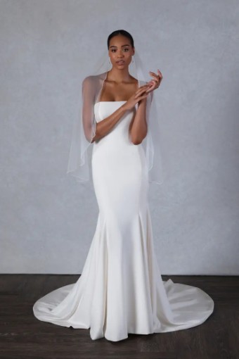 Thanks & Goodluck Beaded Edge Plain Tulle Fingertip Length Veil TG1027L037 #0 default Ivory thumbnail