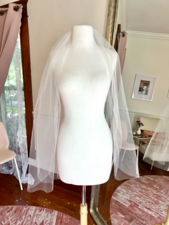 Characters Exclusives Classic Fingertip Length Veil #0 default Silk White thumbnail