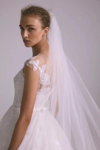 Amsale Stratton Veil #2 default Ivory thumbnail