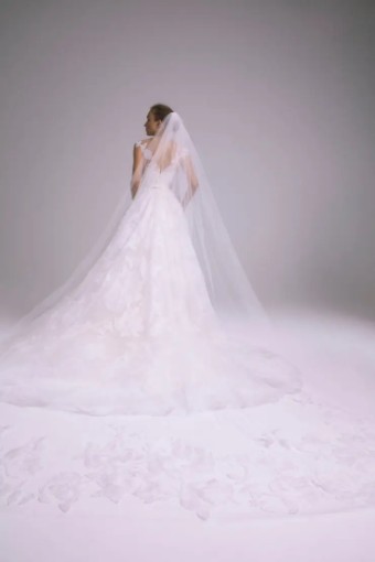 Amsale Stratton Veil #0 default Ivory thumbnail
