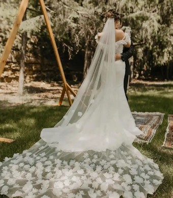 Jaxie Bridal Floating Floral Wide Cathedral Veil #0 default Ivory thumbnail