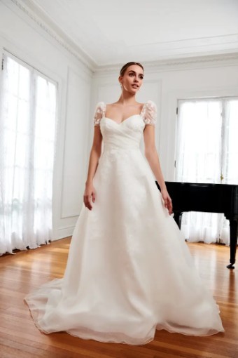 Kelly Faetanini Camilla with sleeves #0 default Ivory thumbnail