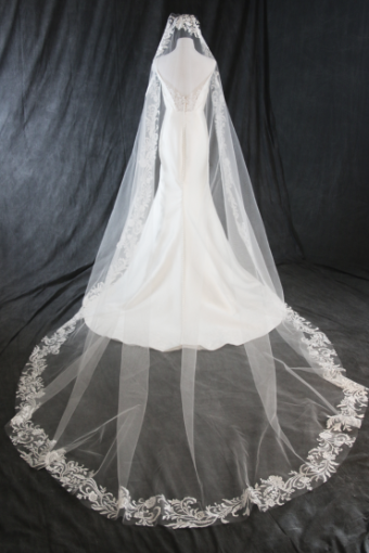 Kelly Faetanini Liliana Veil #0 default Ivory thumbnail