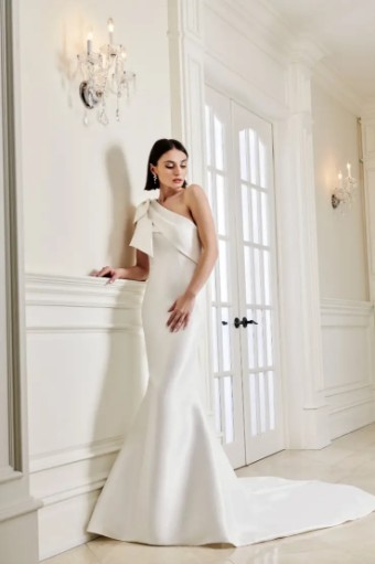 Kelly Faetanini Soren with bow #0 default Ivory thumbnail