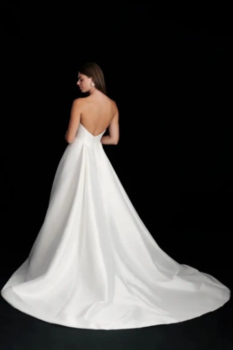 Kelly Faetanini Nicholette #7 default Ivory thumbnail