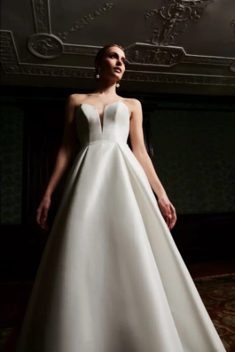 Kelly Faetanini Nicholette #1 Ivory thumbnail