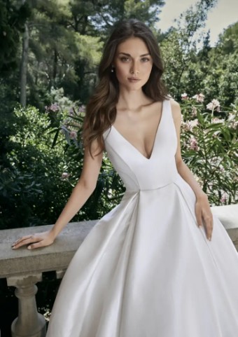 Kelly Faetanini Sherelle #0 default Ivory thumbnail