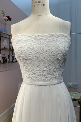 Miscellaneous Theia Donna #4 Ivory thumbnail