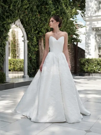 Antonio Gual Holly #0 default Ivory thumbnail