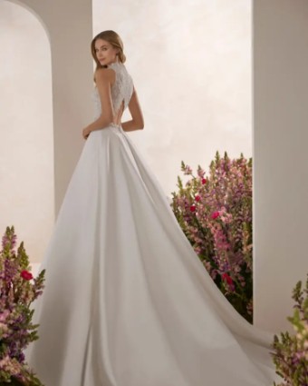 Rosa Clara Couture Tibor #1 Natural thumbnail