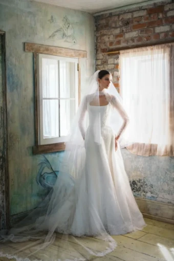 Blue Willow by Anne Barge Brennan Veil #0 default Pearl thumbnail