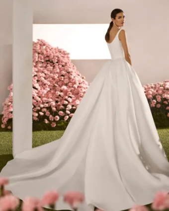 Rosa Clara Couture Romance #1 Natural thumbnail