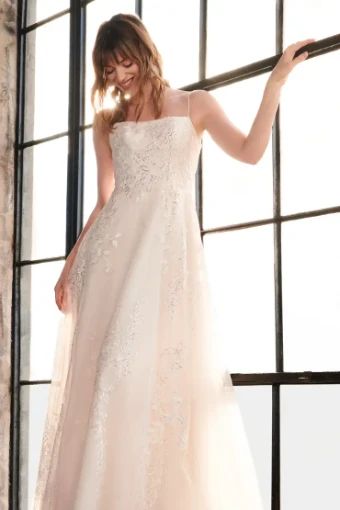 Kelly Faetanini Robbie #0 default Ivory/Blush thumbnail