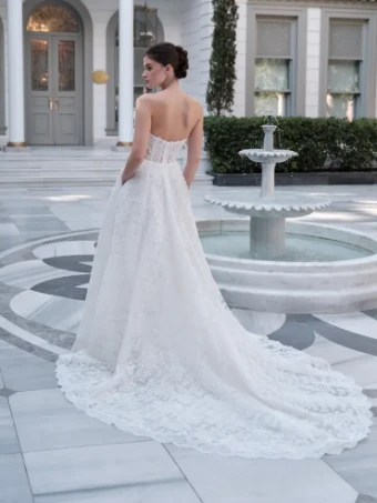 Antonio Gual Nolyn #1 Ivory thumbnail