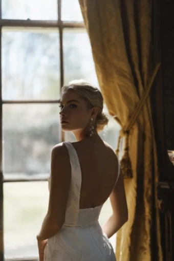 Blue Willow by Anne Barge Turner Full Length #2 Pearl thumbnail