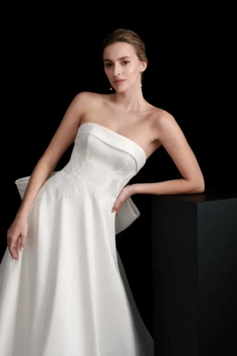 Kelly Faetanini Constance with detachable bow #6 Ivory thumbnail