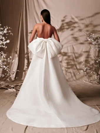 Kelly Faetanini Sarah Watteau #0 default Ivory thumbnail