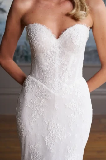 Castigliano by Caroline Castigliano Petal Monroe #2 Ivory thumbnail