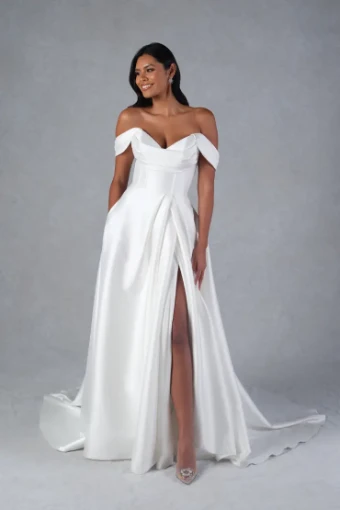 Characters Exclusives Mariah with detachable sleeves #0 default Ivory thumbnail