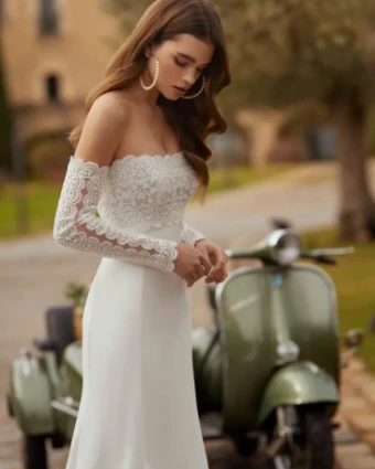 Rosa Clara Georgia with Removable Sleeves #2 Natural thumbnail