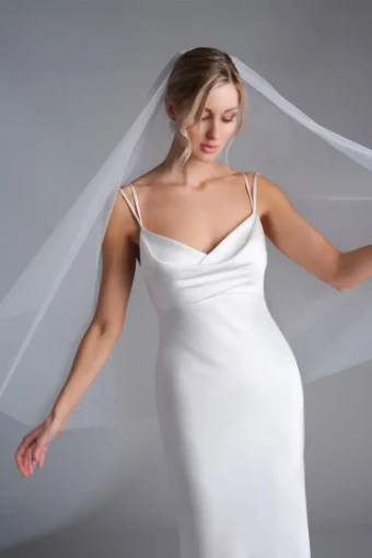 Thanks & Goodluck Sparkle Tulle Fingertip Length Veil with Raw Edge #1 Ivory thumbnail