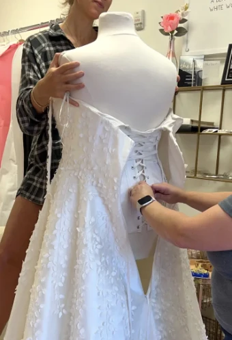 Blue Willow by Anne Barge Anne Barge Interior Corset #0 default Silk White thumbnail