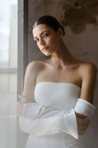 Blue Willow by Anne Barge Conti #3 Bright White thumbnail