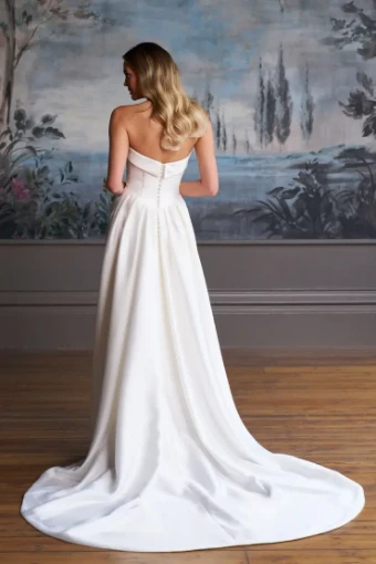 Castigliano by Caroline Castigliano Moonflower #1 Ivory thumbnail