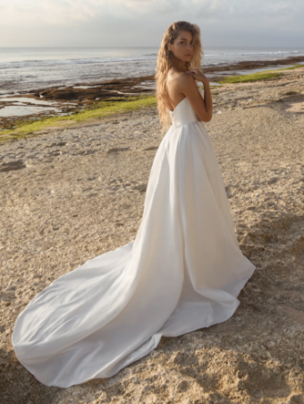 Antonio Gual Iona #1 default Ivory thumbnail