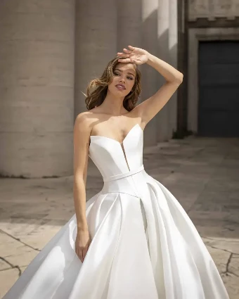 Miscellaneous Valentini Noto with belt #0 default Ivory thumbnail