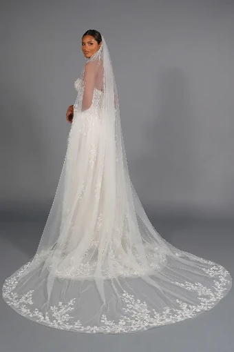 Characters Exclusives Kirsten Veil #1 default Ivory thumbnail