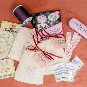 Miscellaneous Fancy Occasion Emergency Kit #0 default Ivory thumbnail