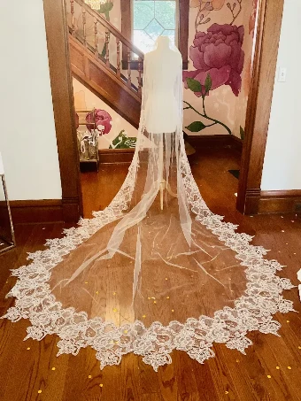 Rosa Clara Couture Wide Floral Lattice Lace Veil #2 Natural thumbnail