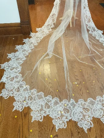 Rosa Clara Couture Wide Floral Lattice Lace Veil #1 Natural thumbnail